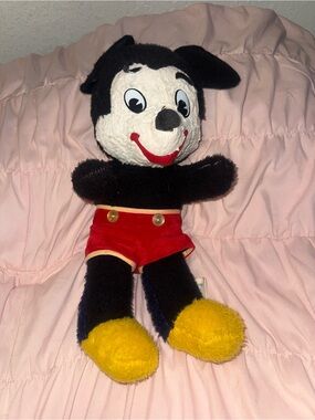 Disney mickey and minnie mouse plushies